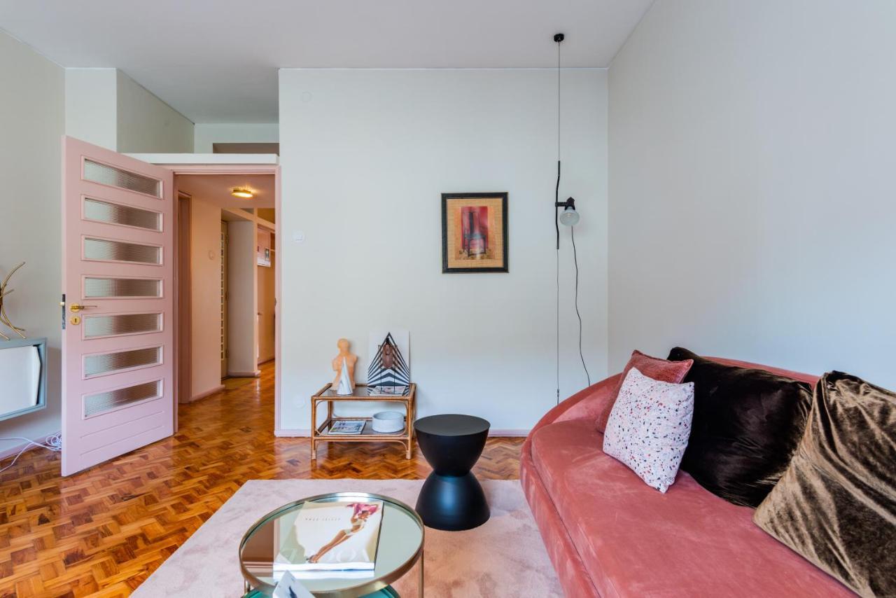 Amazing Duplex - Mid Century Experience & Parking Lägenhet OOporto Exteriör bild